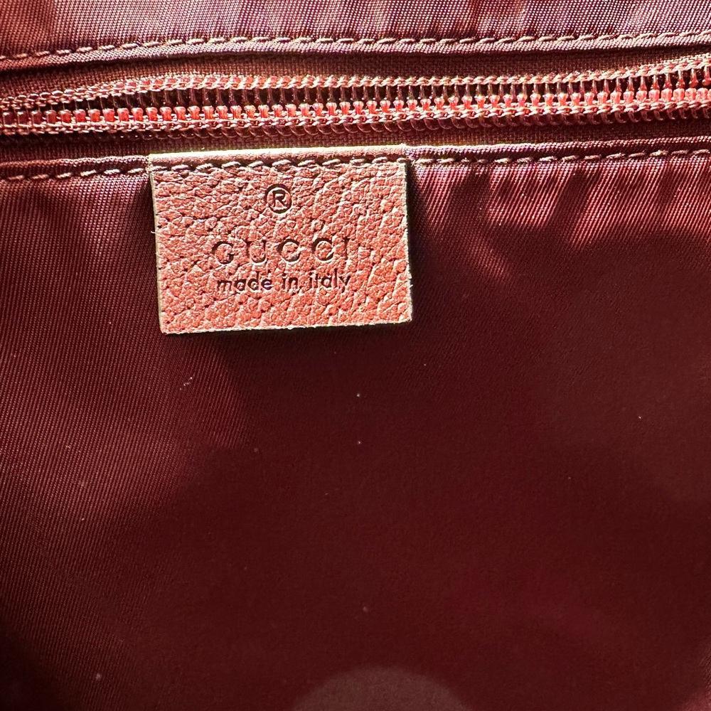 Unisex Gucci backpack - Picture 10 of 16